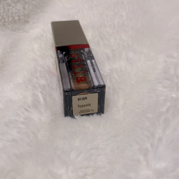 Stila liquid Eye Shadow - Picture 4 of 5